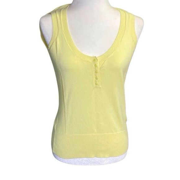 Say What Ribbed Knit Sleeveless Sweater Tank Size Yellow Size Large - Picture 1 of 5